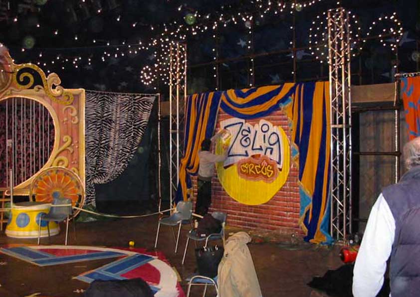 Allestimento Zelig Circus - fondali, tendaggi e tele varie